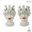 Teste di moro grandi bianco satinato con labbra rosse e corona con foglie e palle Verus ceramiche